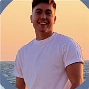 ¿Necesitas ayuda con alguna asignatura? ¡Yo te ayudo!